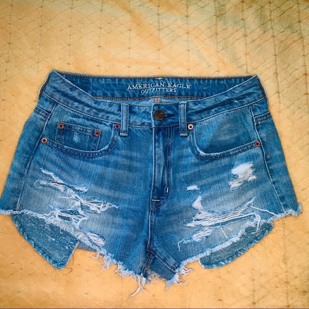 American Eagle shorts SIZE 4.